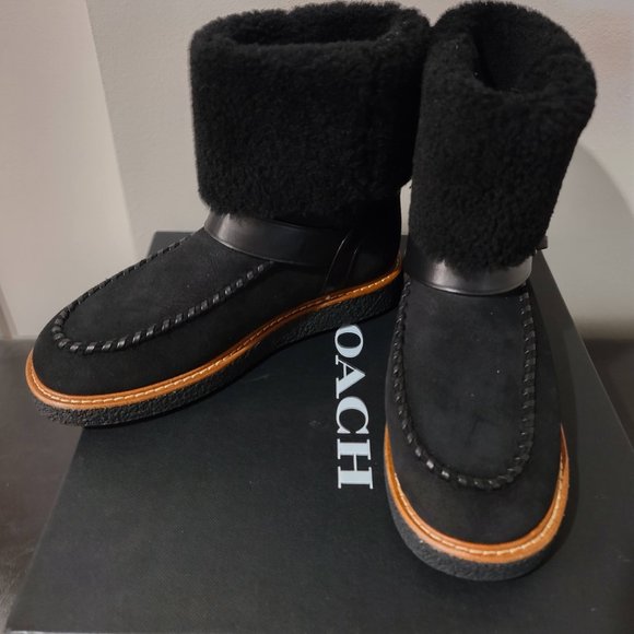 COACH Shearling Turnlock Harness Black Suede - Picture 2 of 9